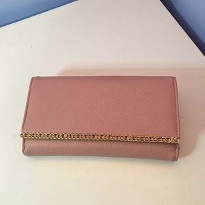 Charming charlie wallet